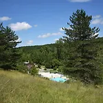 Au De Goulens Avec Piscine Commune - 2 Adultes Et 3 Enfants Layrac